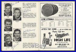 1941 Green Bay Packers' Autographed Program Hutson Canadeo Hinkle 32 Signatures
