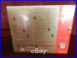 2005 Donruss Classics NFL Football Factory Sealed Hobby Box