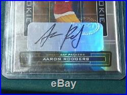 2005 Playoff Absolute Silver Spectrum Aaron Rodgers Sp Auto Rc #101/249