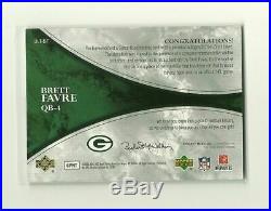 2006 UD Ultimate Collection BRETT FAVRE Signature Jersey On Card Auto #d 23/35