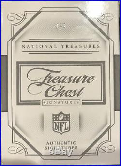 2017-18 National Treasures Chest Booklet Auto 1/5 Packers BOOM! Rodgers favre