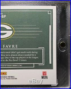 2019 Panini Impeccable Brett Favre On Card Auto 04/11 Green Bay Packers