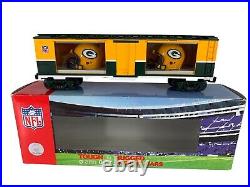 30-74285 MTH NFL Green Bay Packers withRiddell Helmets 40' Window Box Car