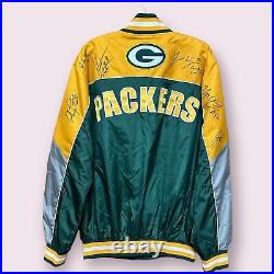 AUTOGRAPHED NFL Green Bay Packer Men's 2009 Nylon Windbreaker Jacket Size Medium