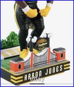 Aaron Jones Green Bay Packers 1950 Classic Jersey Bobblehead Pre-Order