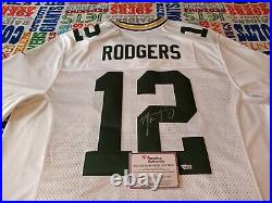 Aaron Rodgers Autographed NIKE Limtd Green Bay Packers Jersey FANATICS & STEINER