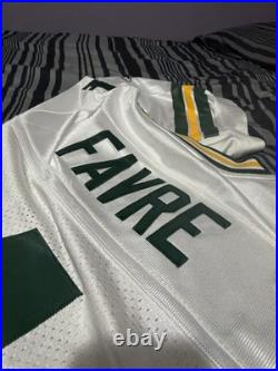 Authentic 2007 Brett Favre Green Bay Packers Reebok Jersey Authentic 56 NEW