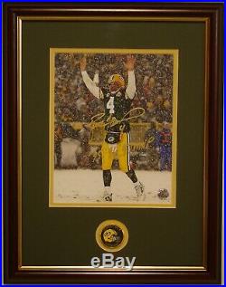 Brett Favre signed framed Snow photo withinscription Green Bay Packers Favre COA