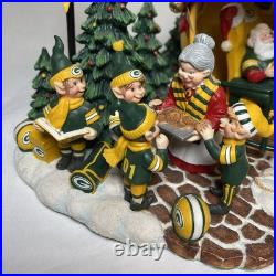 Danbury Mint Green Bay Packers Game Day At Santa's Light Up Helmet Scene Village