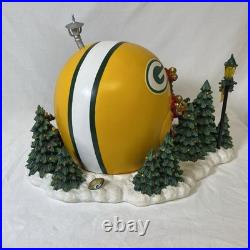 Danbury Mint Green Bay Packers Game Day At Santa's Light Up Helmet Scene Village