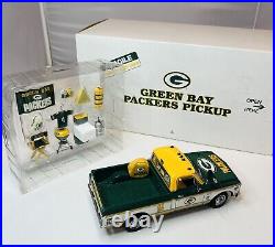 Danbury Mint Green Bay Packers NFL 1972 Chevy Truck 763-001 Tailgaters With Box