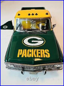 Danbury Mint Green Bay Packers NFL 1972 Chevy Truck 763-001 Tailgaters With Box