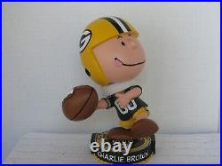 GREEN BAY PACKERS Charlie Brown Peanuts NFL Bobblehead Ltd Edition #33 of 150