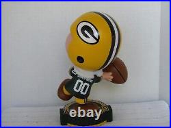 GREEN BAY PACKERS Charlie Brown Peanuts NFL Bobblehead Ltd Edition #33 of 150