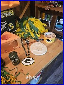 Green Bay Packer Fan Lot 17 Pieces