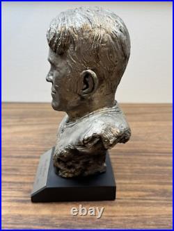 Green Bay Packers Brett Favre Quality Collectibles Inc. 8 Pewter Bust 60/500