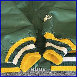 Green Bay Packers VTG Starter Satin Bomber Jacket NFL Patch Quilted XL