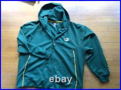 Green bay packers clothing parka, wind breaker, zipper sweat shirt and gloves