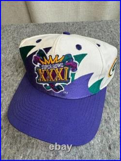 Logo 7 Super Bowl XXXI Sharktooth Green Bay Packers Hat 1996