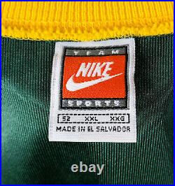 NIKE PRO LINE Mens 52 Green Bay Packers BRETT FAVRE 4 HOF NFL Green Sewn Jersey