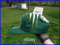 NWT/VNTGE #67879 90s GREEN BAY PACKERS SHOCKWAVE HEARTBEAT STARTER PRO LINE CAP