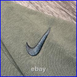 Nike AUTHENTIC Green Bay Packers 2025 Salute to Service Standard Issue Hoodie