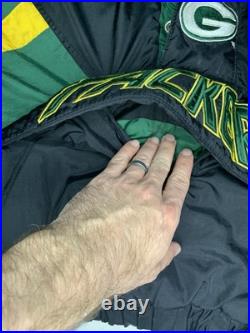 RARE Vintage NFL Pro Line Starter Jacket Size Medium Green Bay Packers Black M