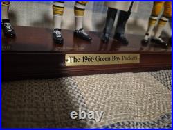 The 1966 Green Bay Packers Team Danbury Mint Figurines Sculpture Rare The 1966 Green Bay Packers Team Danbury Mint Figurines Sculpture Rare