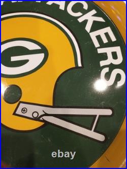 Vintage 1970s Green Bay Packers 14 Bar Tray features Retro Gray 2 Bar Face Mask