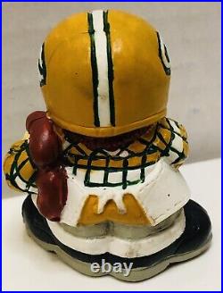 Vintage 1983 NFL Huddles Green Bay Packers PVC NFL Football Figure 2 Tall