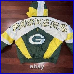 Vintage 1994 Green Bay Packers NFL Pro Player puffer jacket Size L