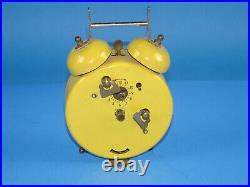 Vintage NFL Green Bay Packers Lafayette Watch Co Yellow Alarm Clock Sc2