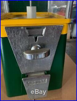 Vintage Oak Commercial Gumball Machine Green Bay Packers