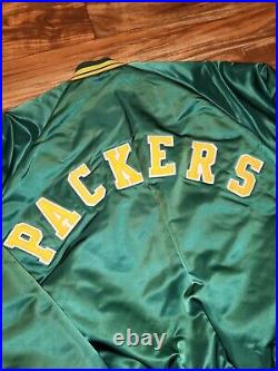 Vintage Rare NFL Green Bay Packers Chalk Line Satin Sports Spellout Jacket Sz L