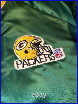 Vintage Rare NFL Green Bay Packers Chalk Line Satin Sports Spellout Jacket Sz L